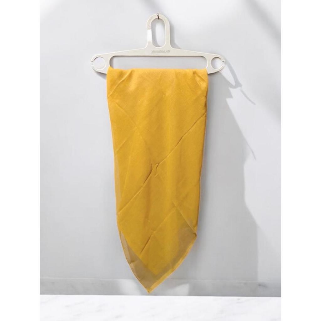 Hijab Polos Segi Empat Kuning