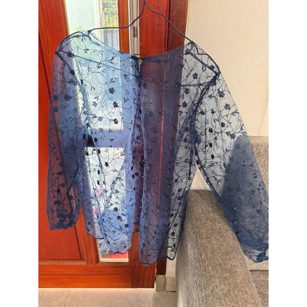 Preloved Outer Brokat Navy Biru