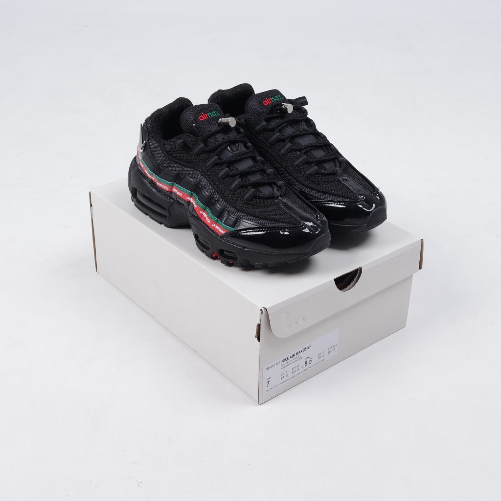 Nike Air Max 95 Undefeated Black