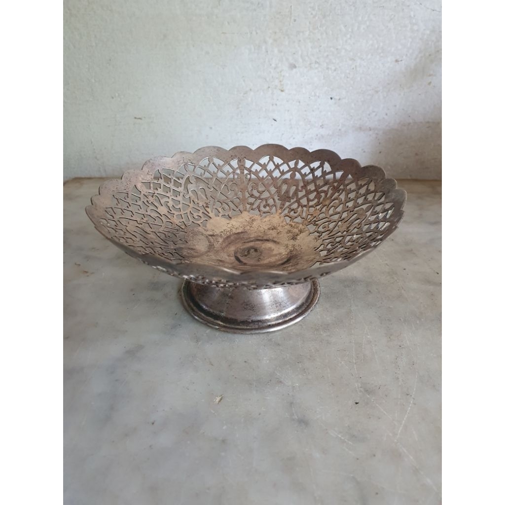 tempat buah lapisan perak