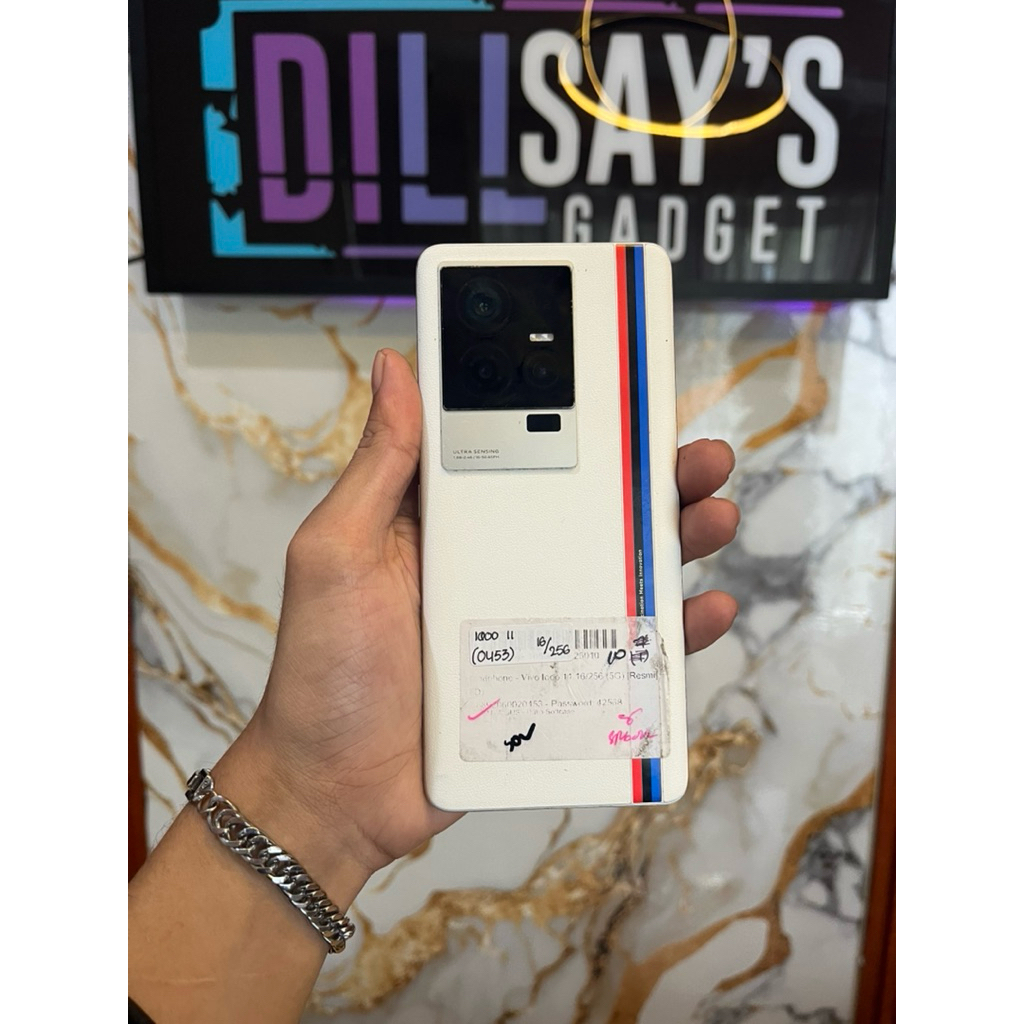 Handphone HP VIVO IQOO 11 16/256 Second Original Resmi