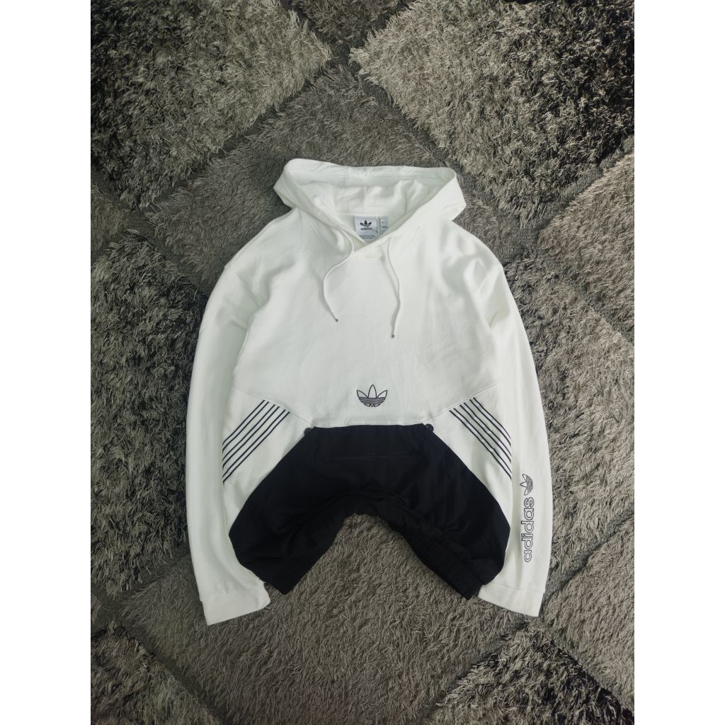 Adidas Hoodie Center Logo Trifoil