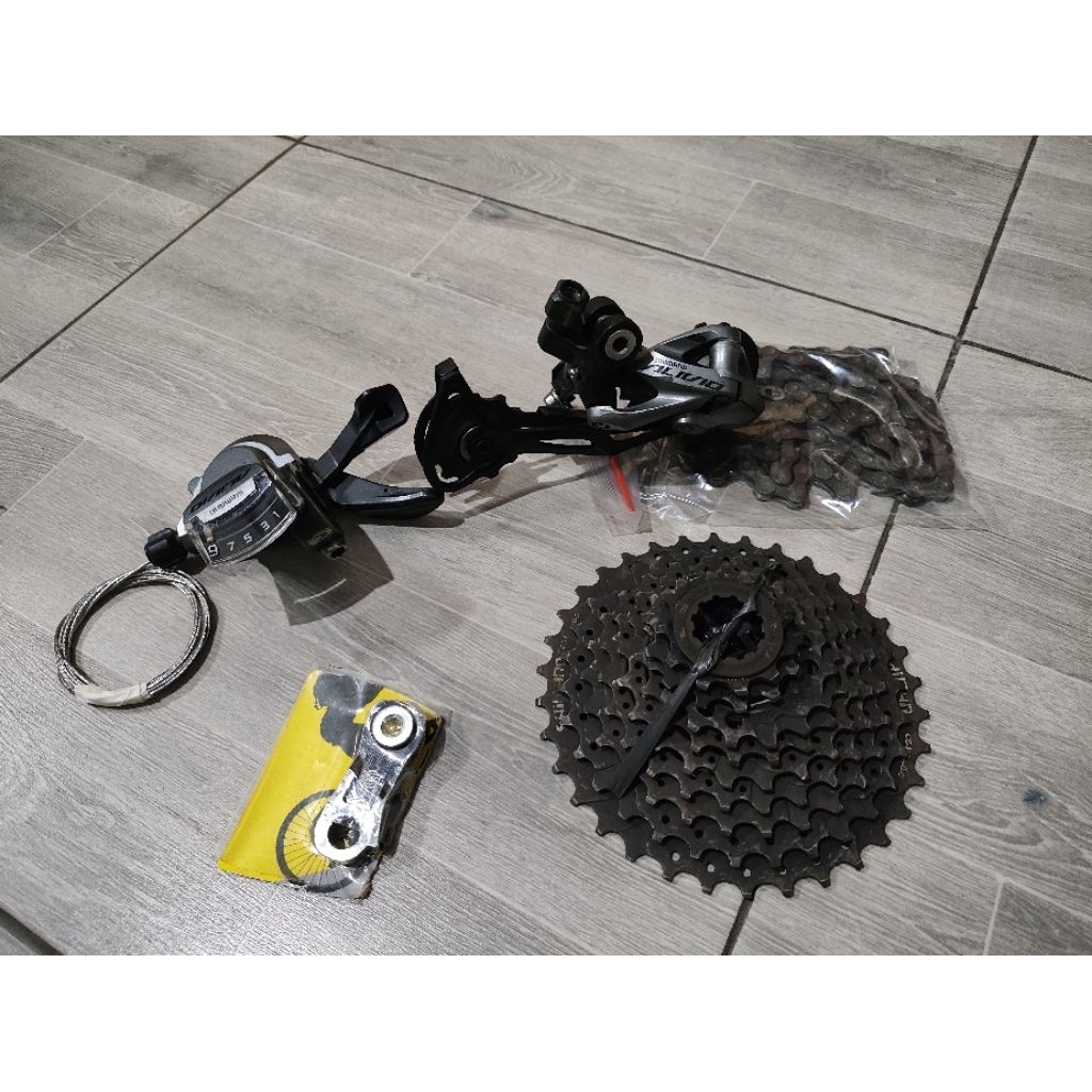 Mini Grupset Shimano Alivio M4000 9speed 2nd original bawan xtrada 5