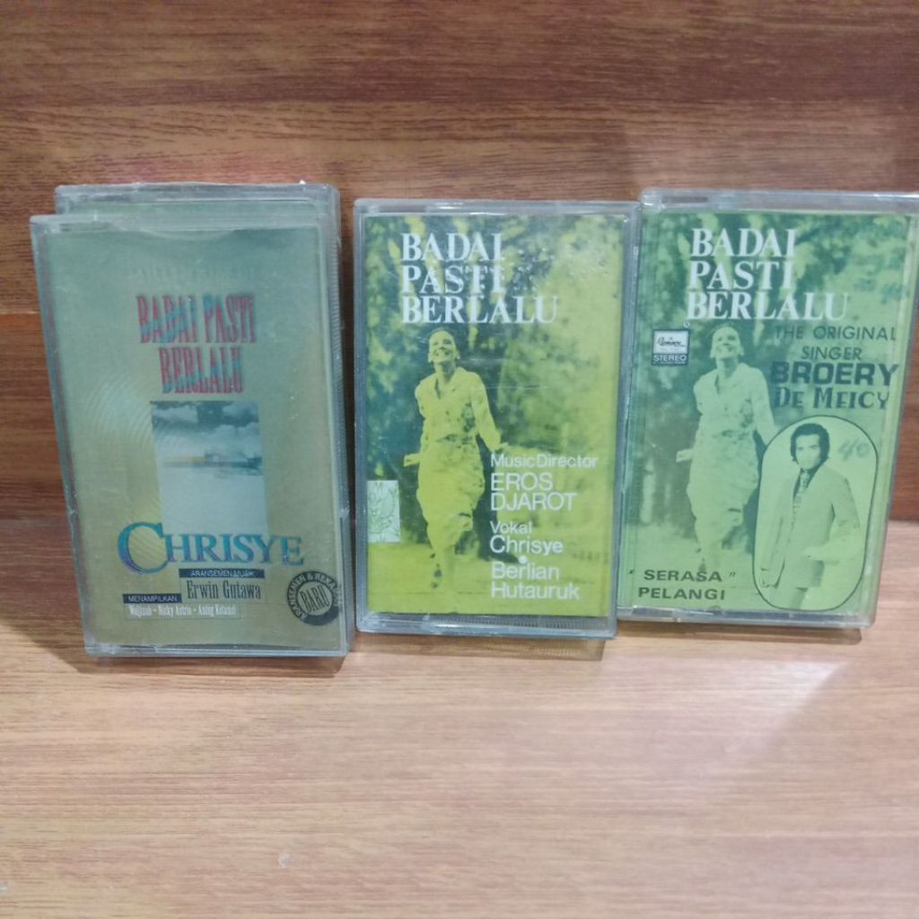 kaset Badai pasti Berlalu