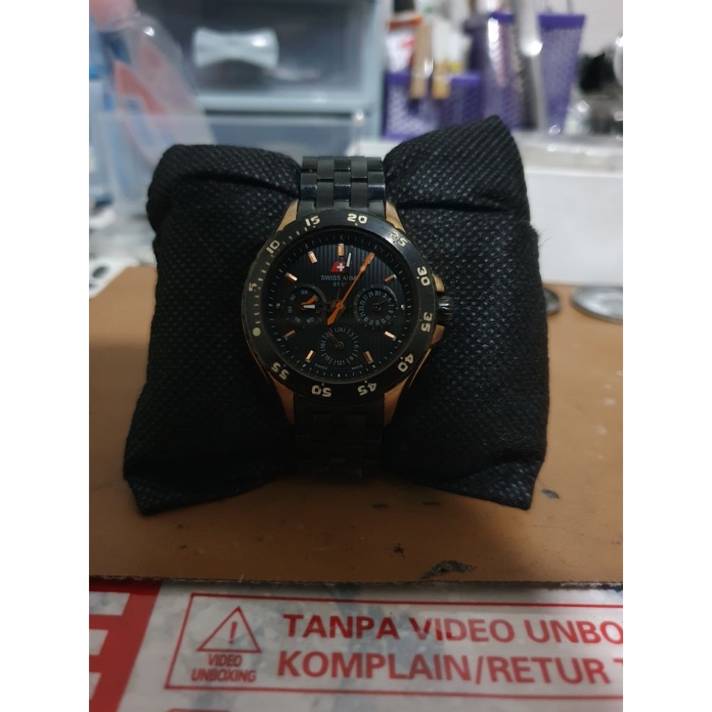 jam tangan second swis army