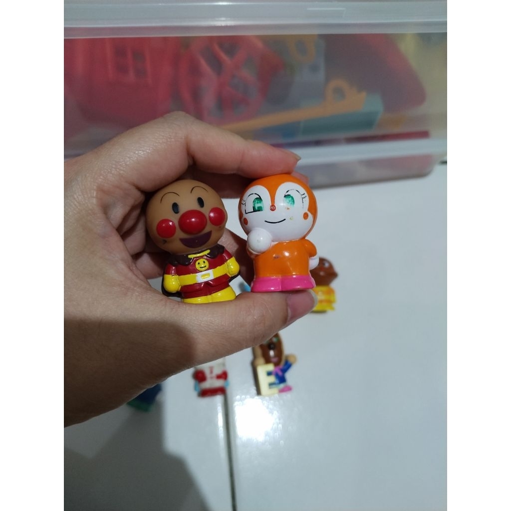 preloved mainan anak figur anpanman