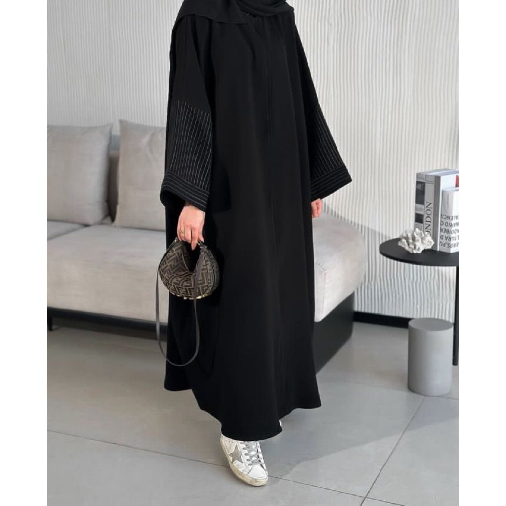 Abaya Zura stripe/ embos basic jetblack salur