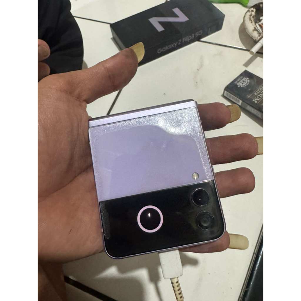 Samsung z flip3 5g minus LCD