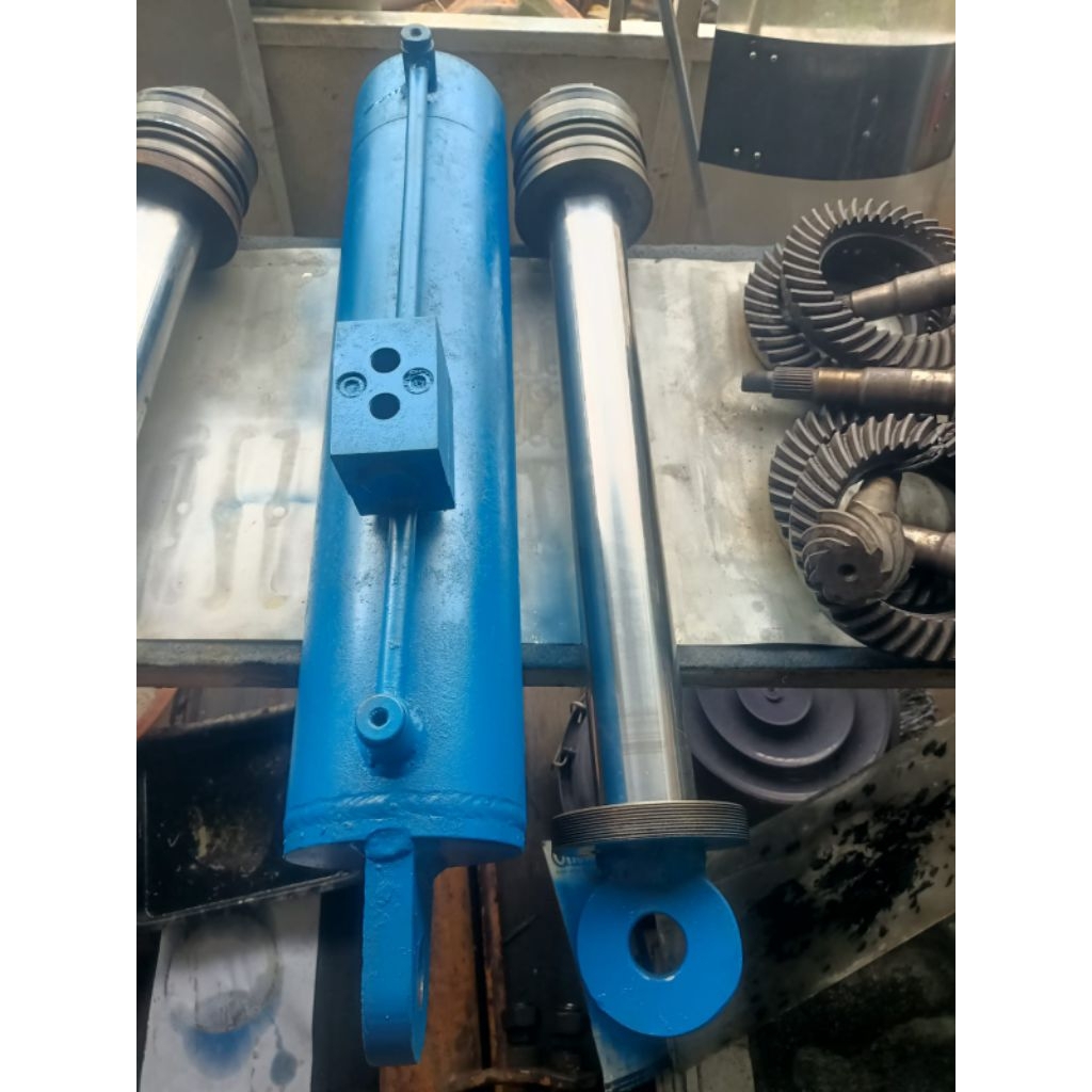 Silinder Hidrolik Jack Hidrolik bekas siap pakai