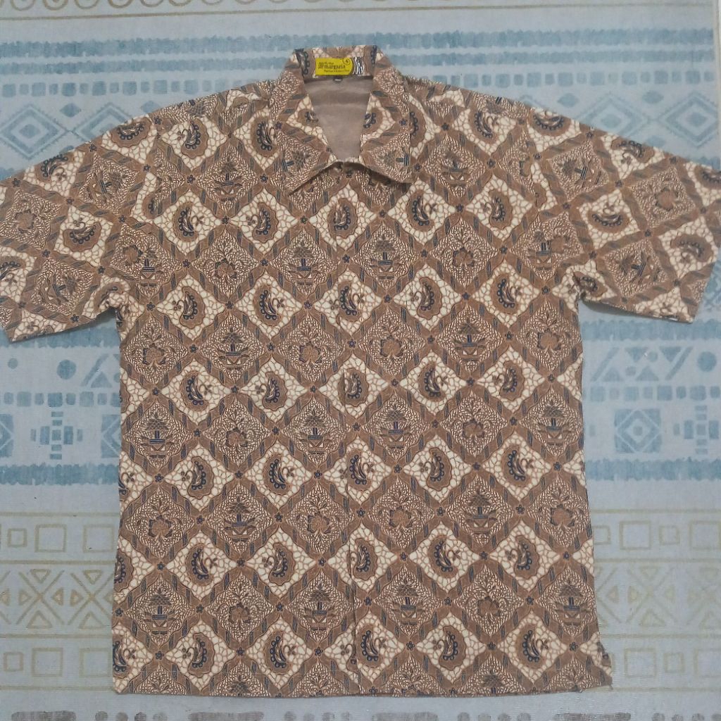 Batik Pria Margaria