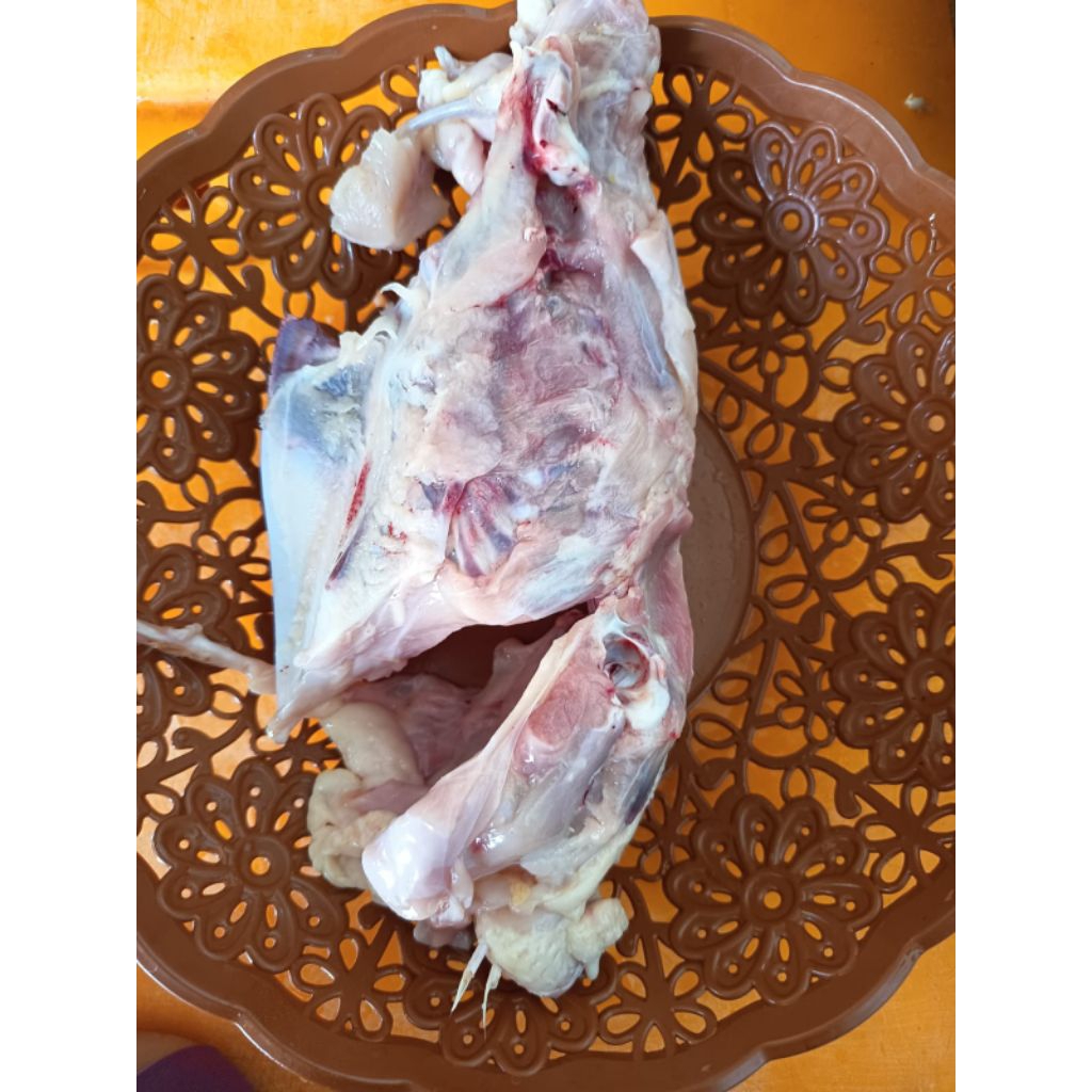 TULANG PUNGGUNG AYAM(500gr)