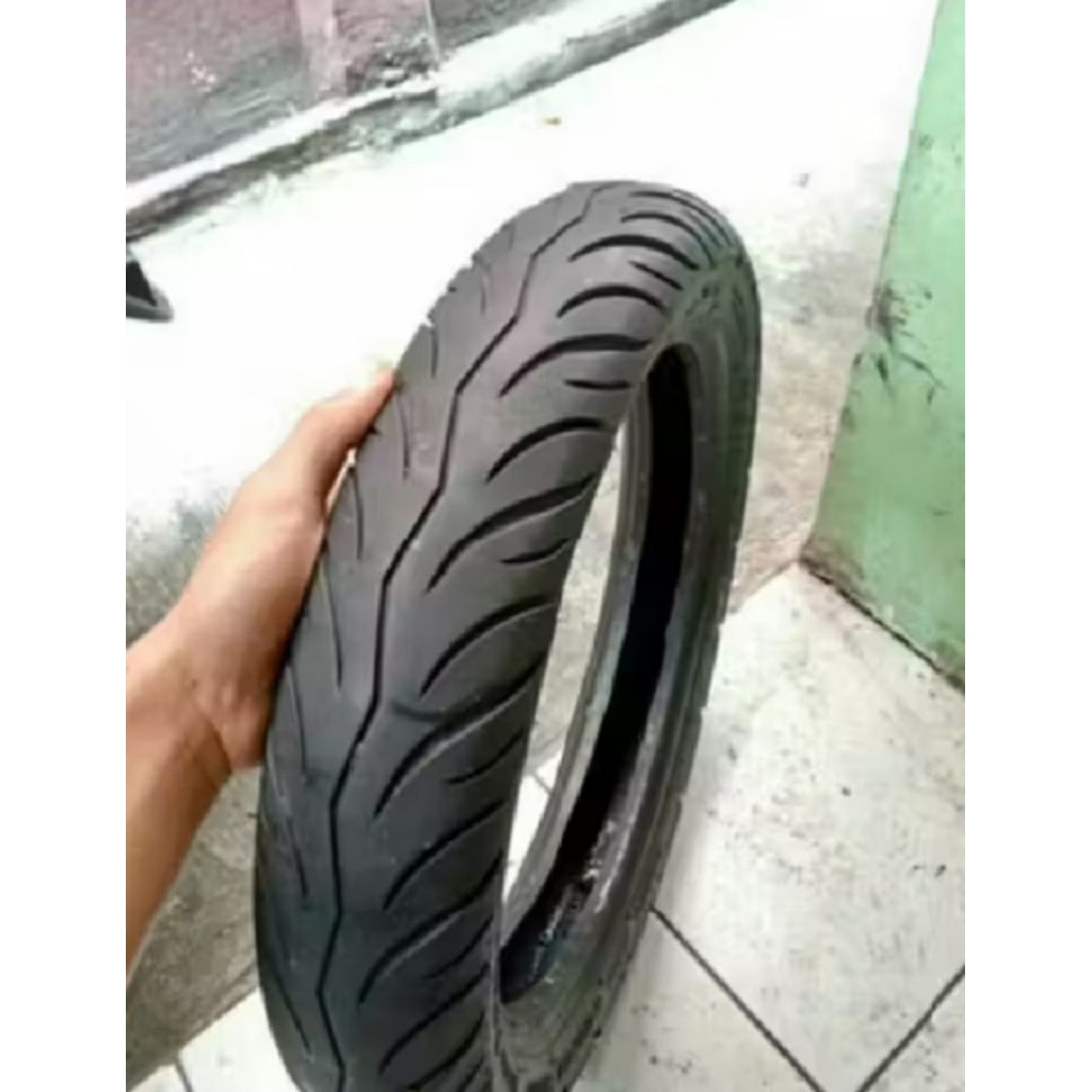 ban copotan irc UK/80/90 ring 14 kondisi ban bagus