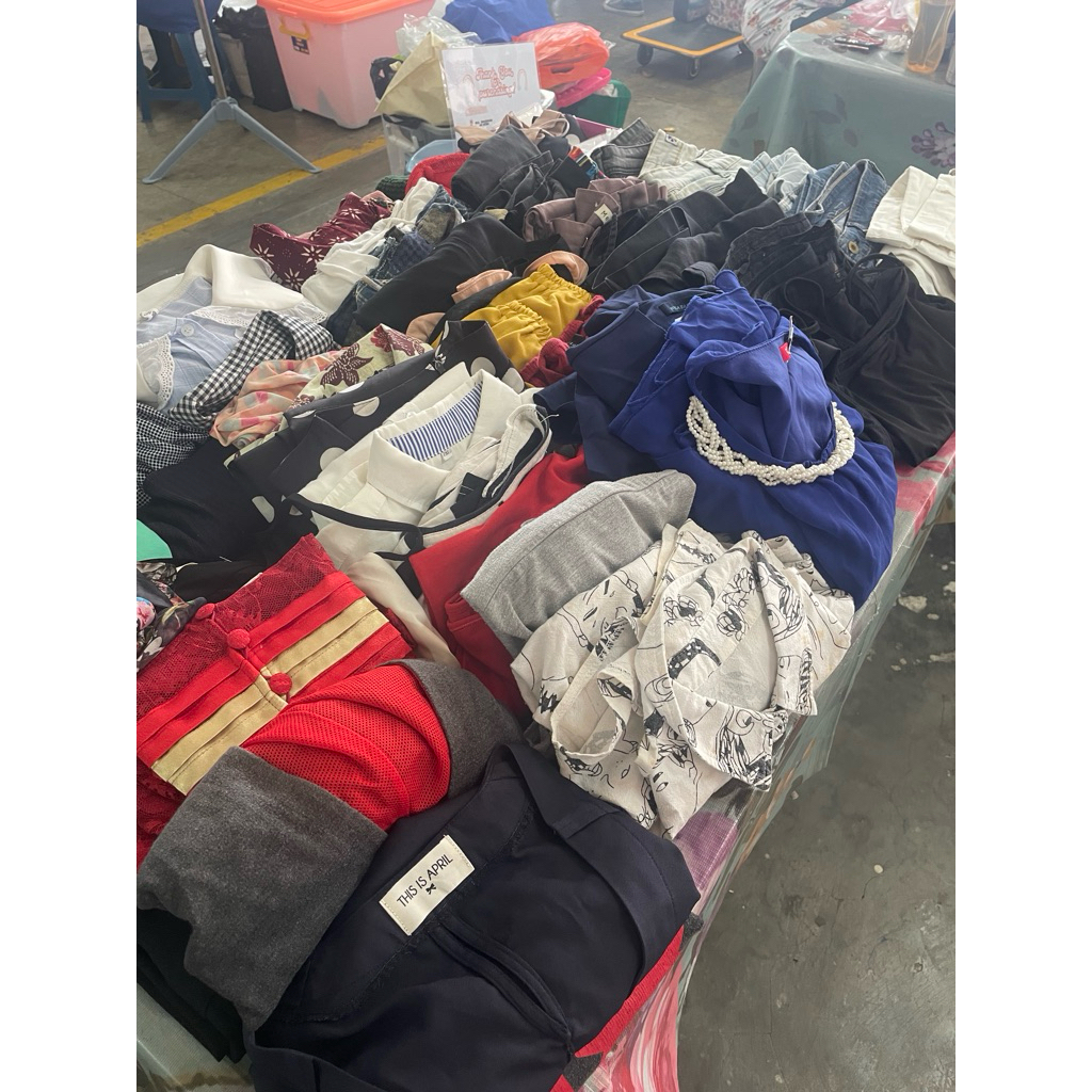 Preloved Baju Wanita (pemakaian pribadi)