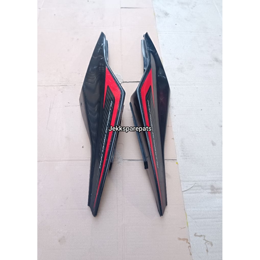 Body Belakang Yamaha R15 V2 Original Lepasan