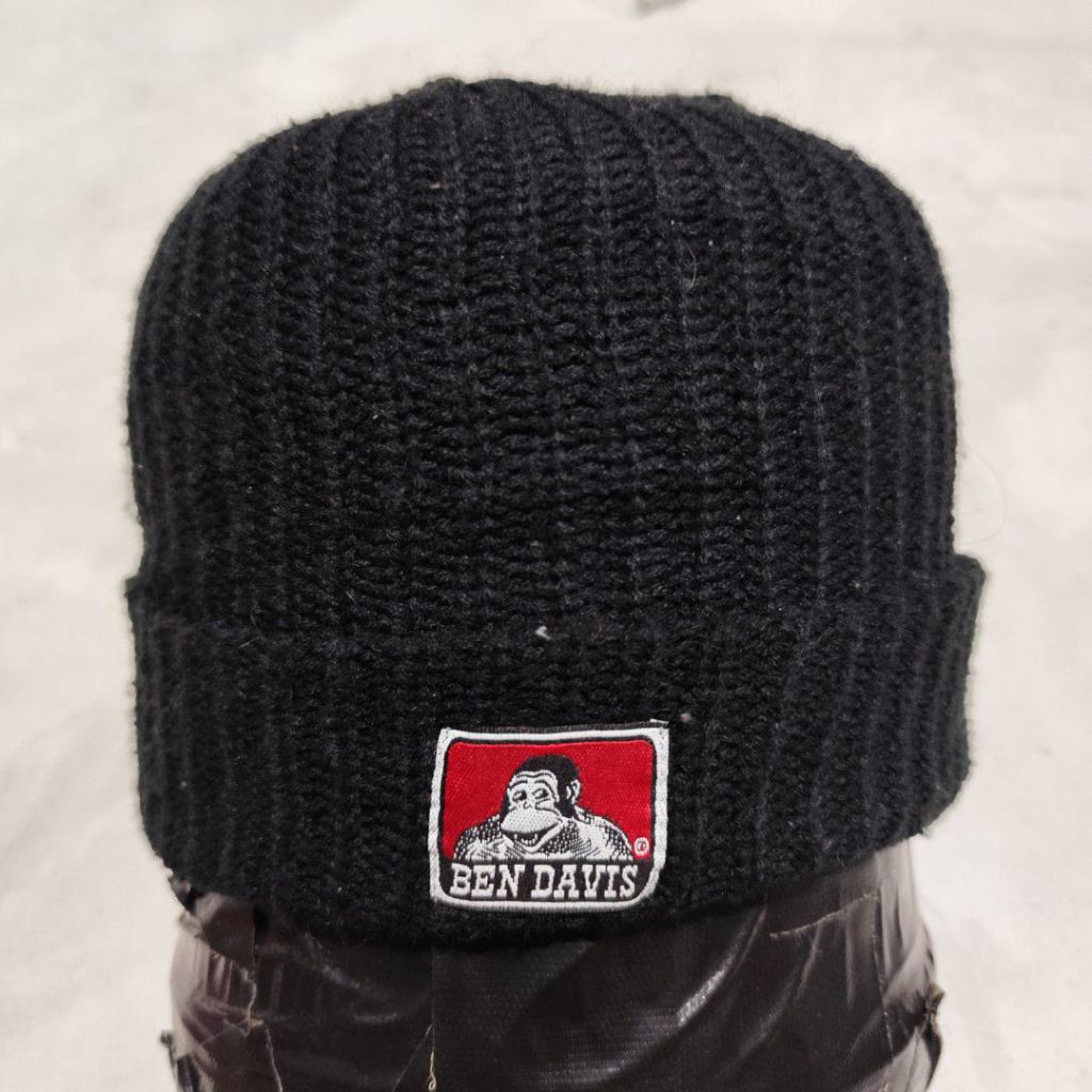 Topi beanie kupluk rajut ben Davis hitam