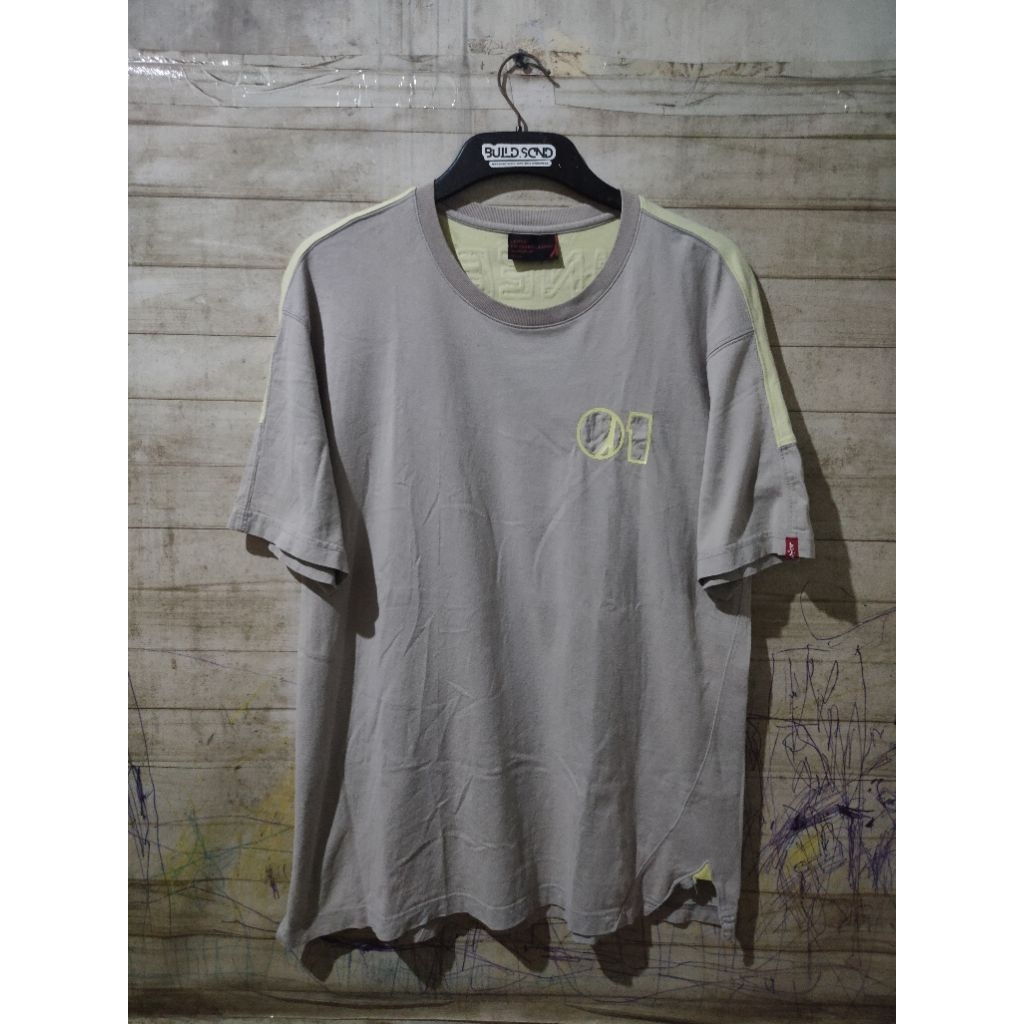 Levis Kaos Katun 01 Engineered Jeans Kaos Katun Brown Size XL