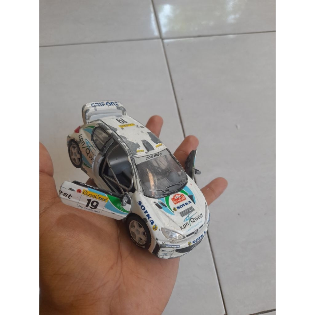 saico 2001 diecast peugeot 206 wrs