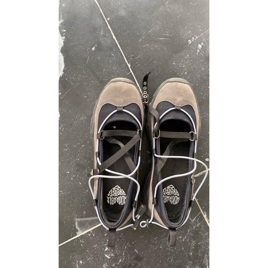 Sepatu Adorable Project