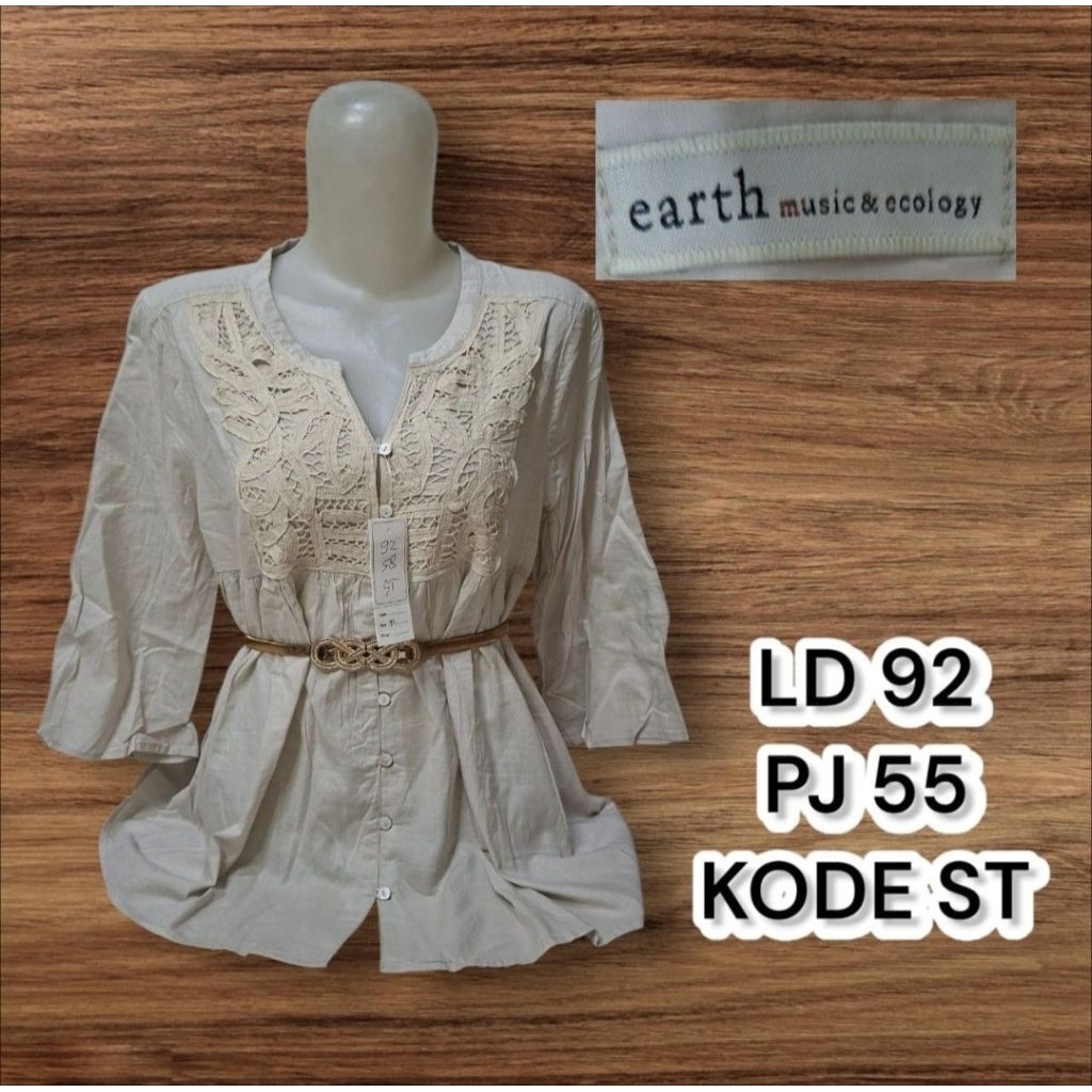 Paket usaha baju blouse dan kemeja wanita.