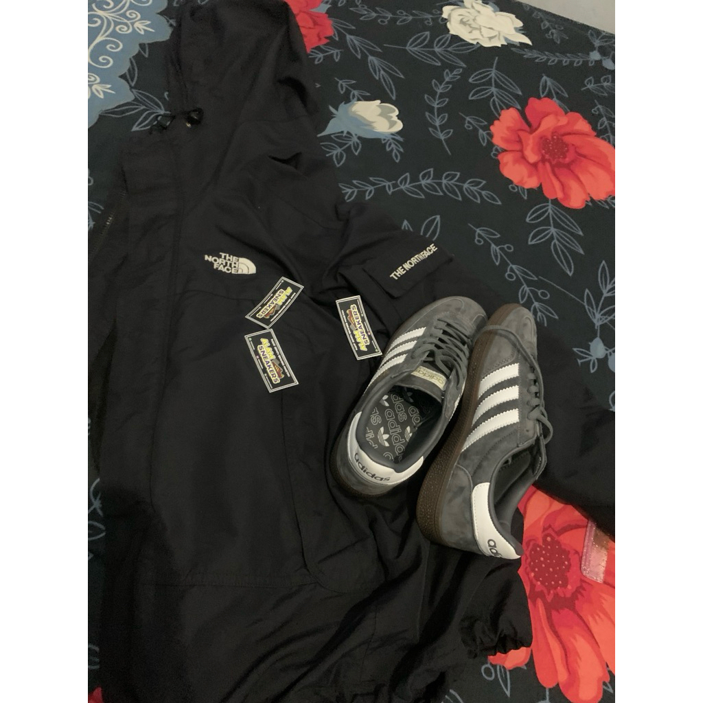 jaket tnf