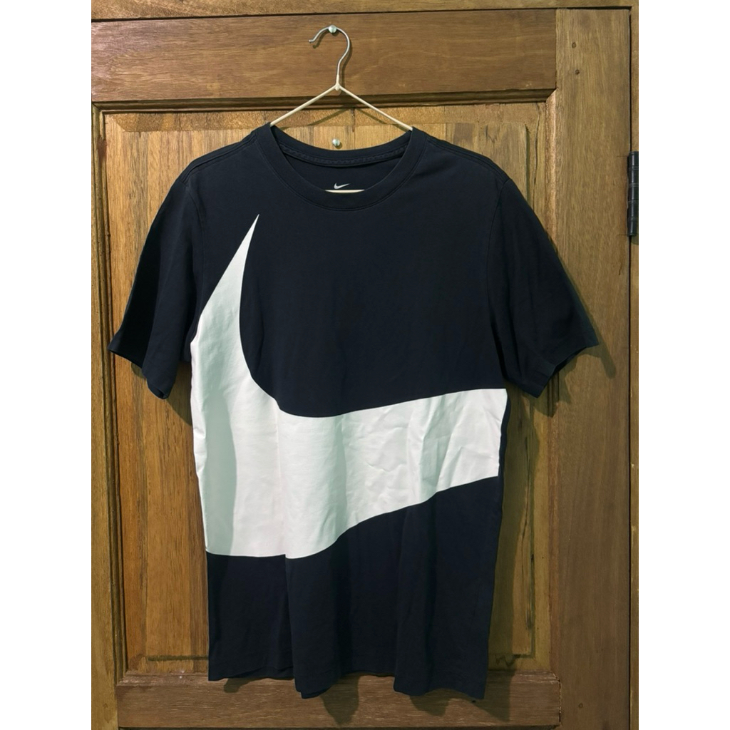 Nike Big Logo Tshirt