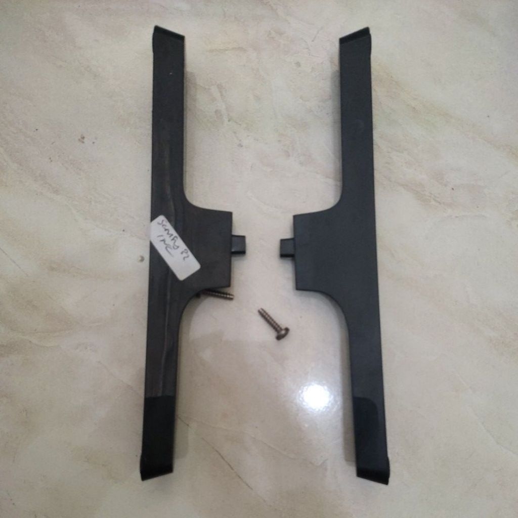 kaki TV Samsung 32 copotan