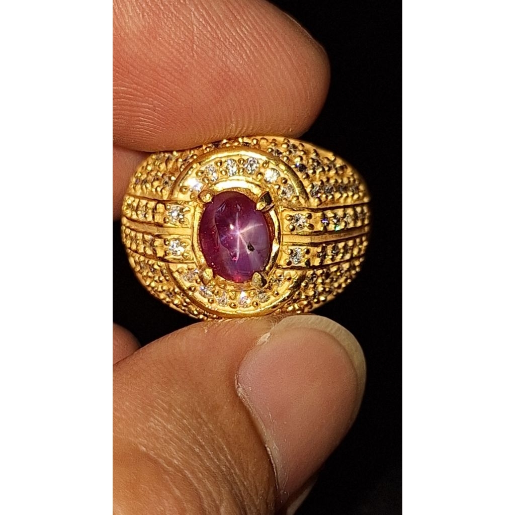 Natural pink star sapphire ceylon