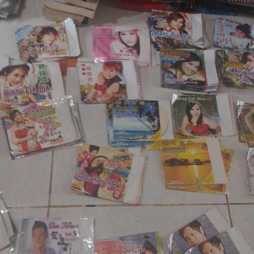 Kaset VCD karaoke Mandarin original 7 ribuan minimal 5 pcs