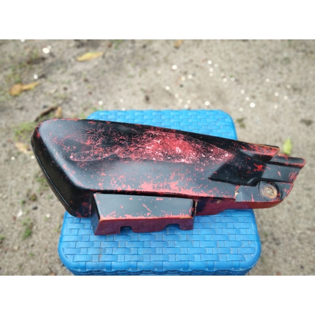 cover aki tutup samping kiri jialing Astrea grand merah original second copotan