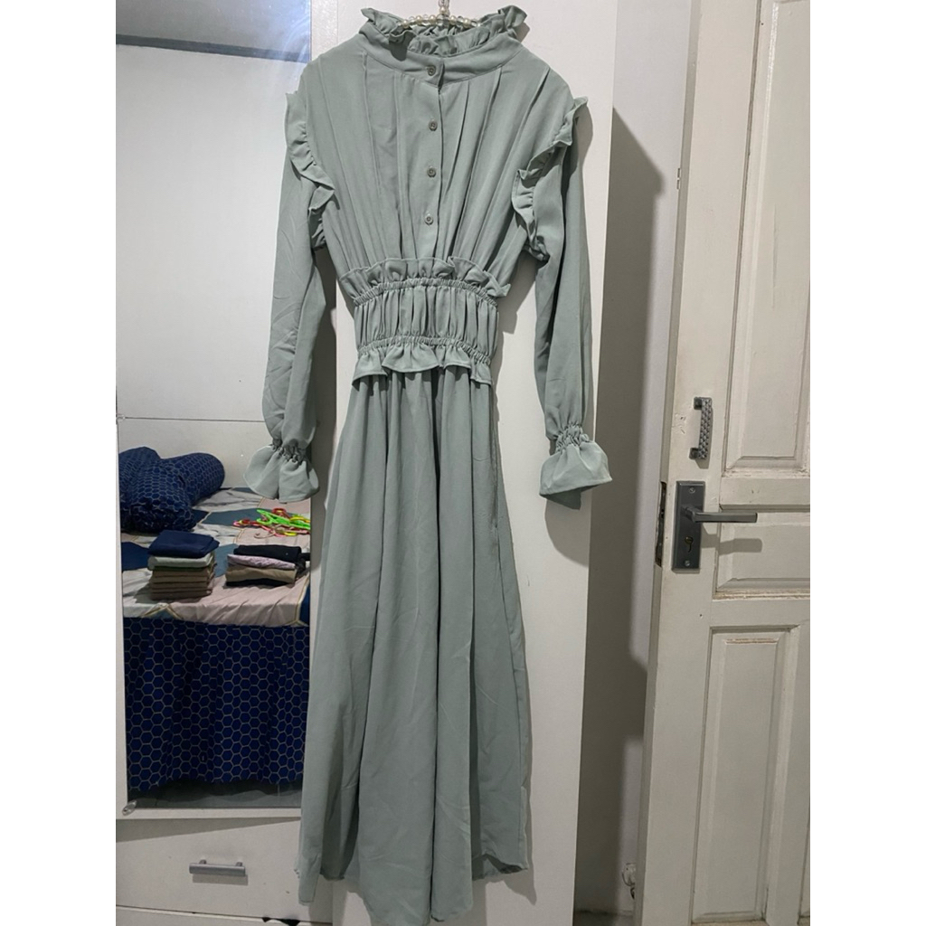 Preloved Midi Biru Tosca Kerut Rampel Layer Tingkat Polos Baju Dress Muslim Casual Gamis Dingin