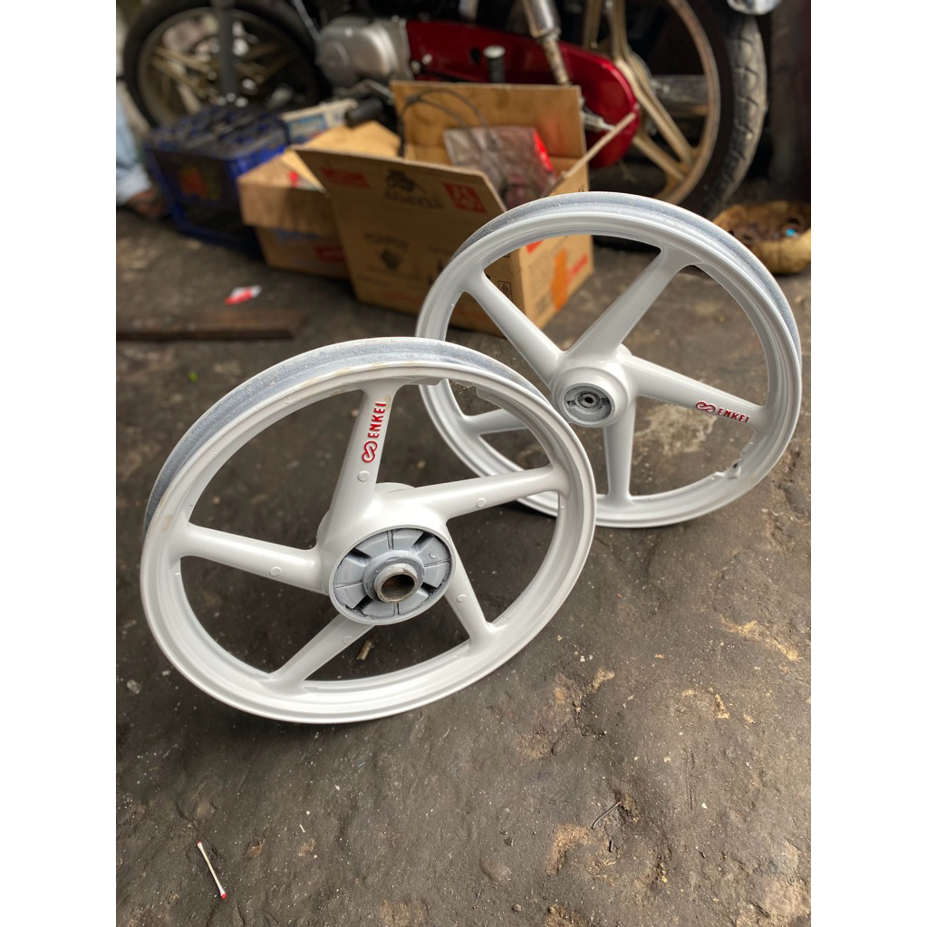 velg suzuki smash , shogun , satria 2 tak tornado rc100 ,satria lumba scorpion,excel,enkei,cefiro