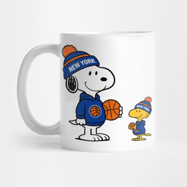 New York Knicks - Snoopy & Woodstock Basketball Style M039 - New York Knicks Coffee Mug
