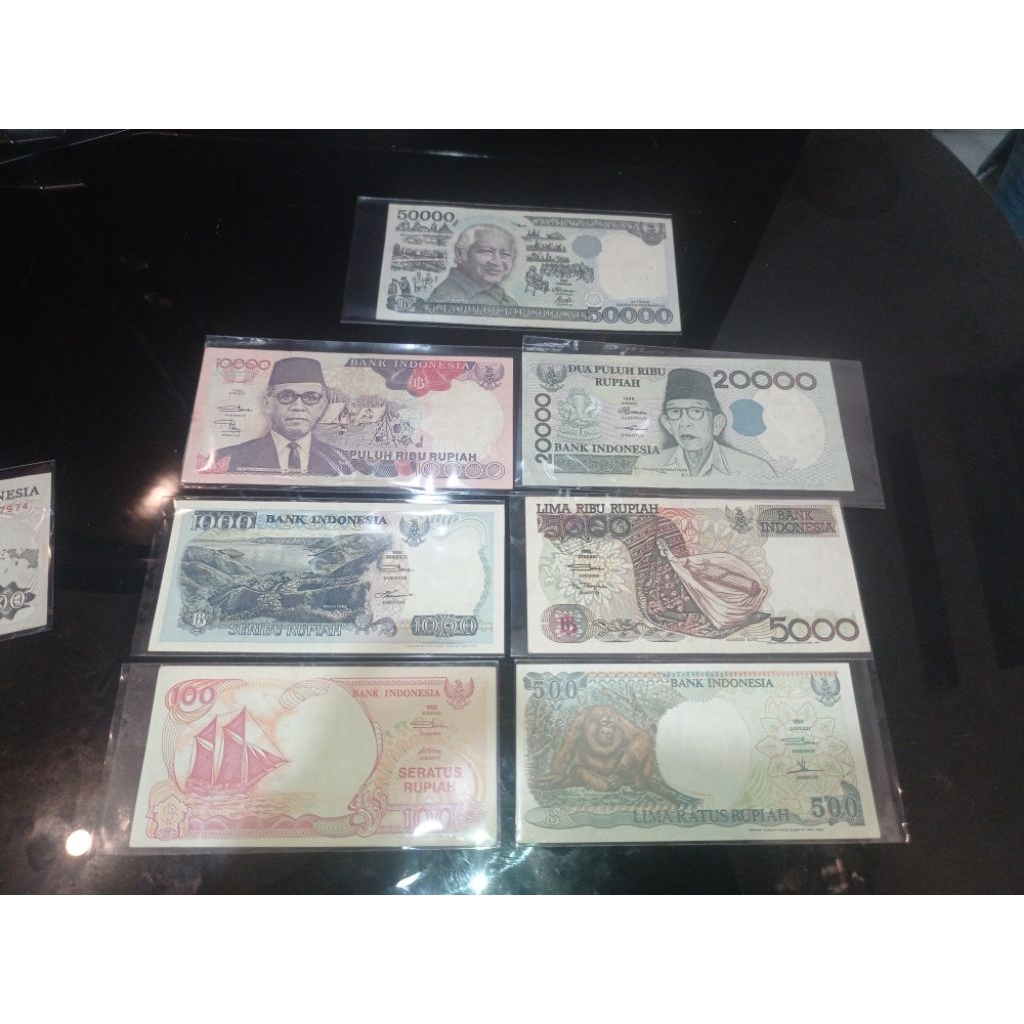 uang kertas kuno 100 sampai 50rb Suharto