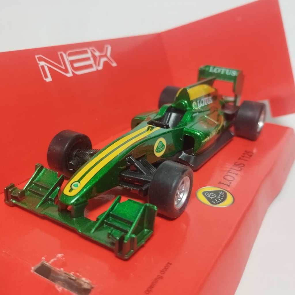 Mainan anak Miniatur mobil Formula 1 Welly Lotus T125 Diecast mobil