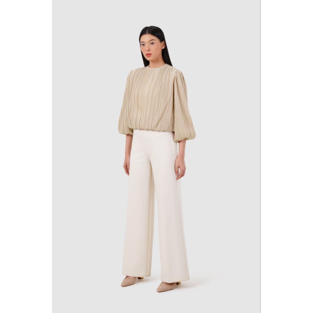 Benang Jarum - Millie Pleats Blouse - Beige - XS   ( PL )