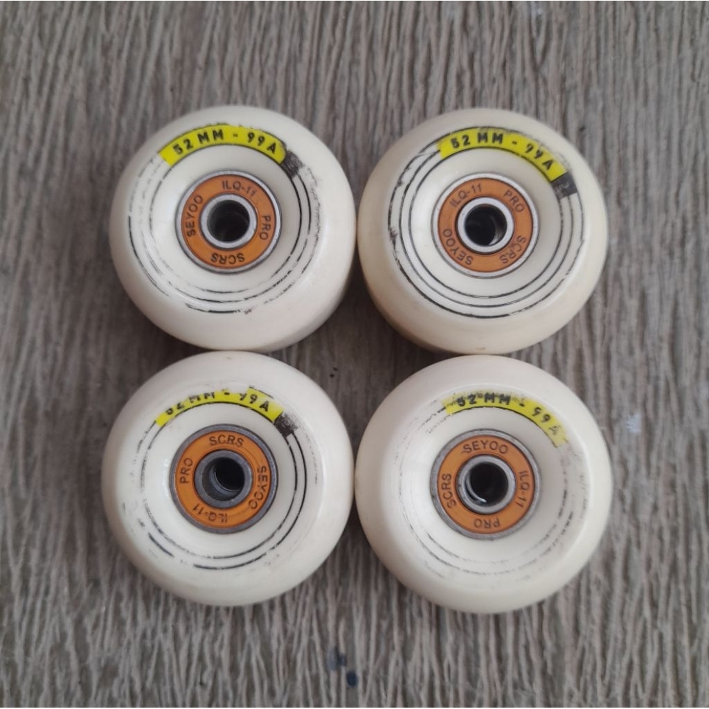 Skateboard Wheels Oxelo + bearing abec 11 second / bekas
