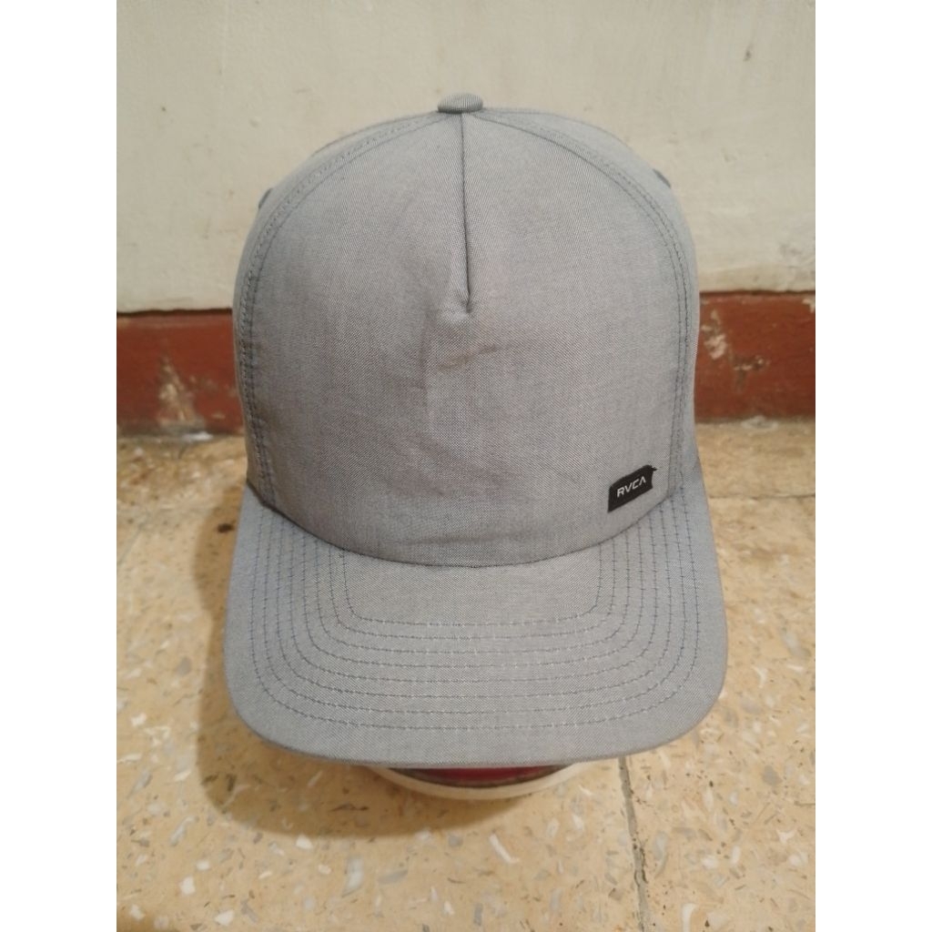 Topi RVCA original second bekas