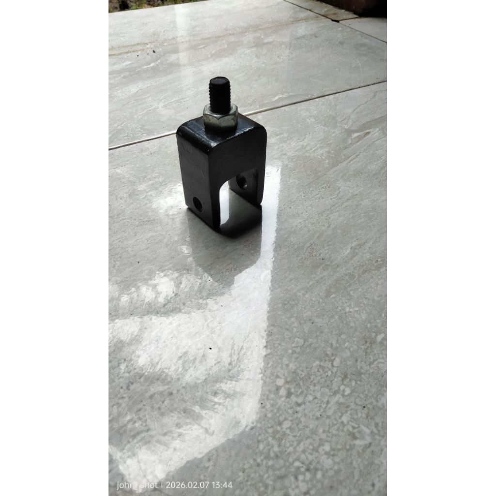 peninggi shock belakang CB150R CBR150R