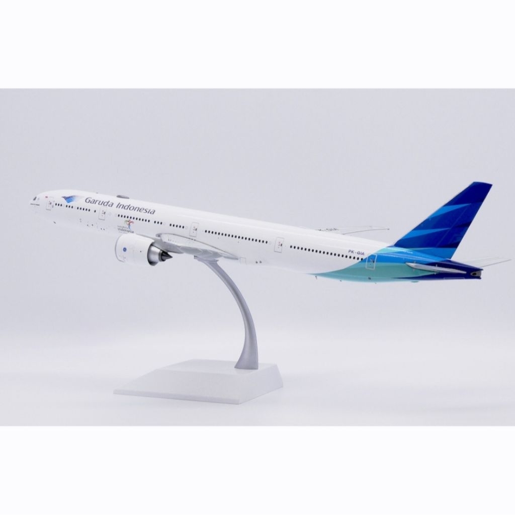 JC Wings Miniatur Pesawat 1/200 Garuda Indonesia Boeing B777-300ER PK-GIA