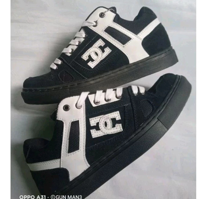 Sepatu Casual Pria Jumbo - Sepatu Gembung / Gemuk bahan Kulit Sapi Suede