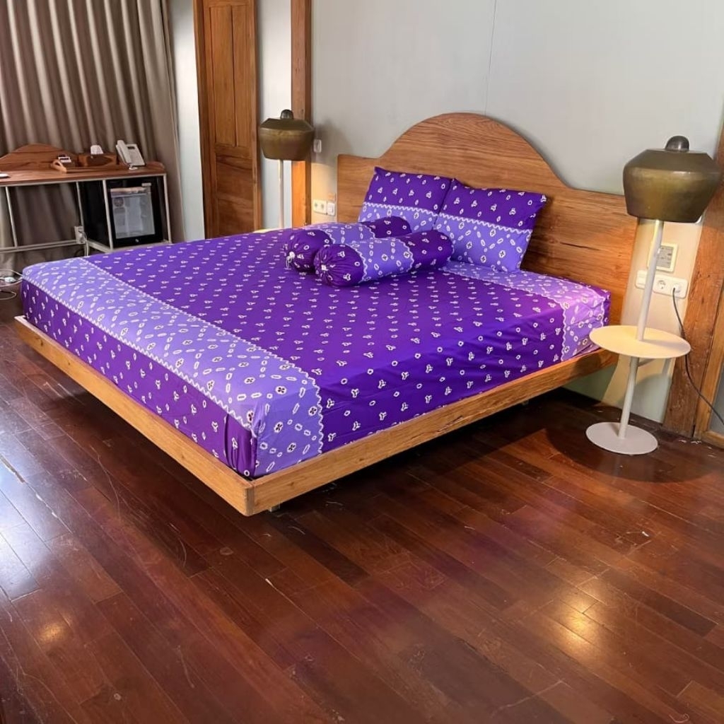 SEPRAI  BATIK JUMPUTAN TINGGI 20 CM 1 SET ISI 2 SARUNG BANTAL DAN 2 SARUNG GULING  UKURAN 90,100,120