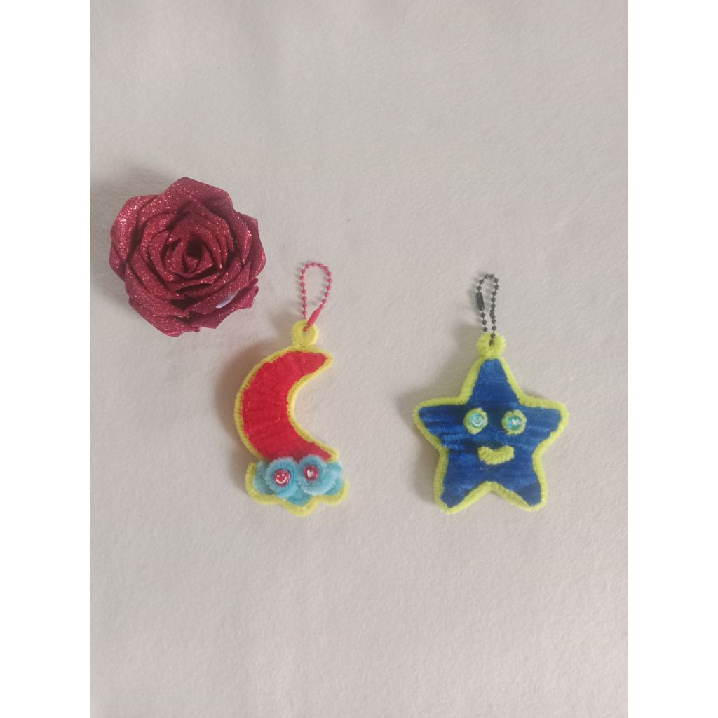 gantungan kunci bulan bintang