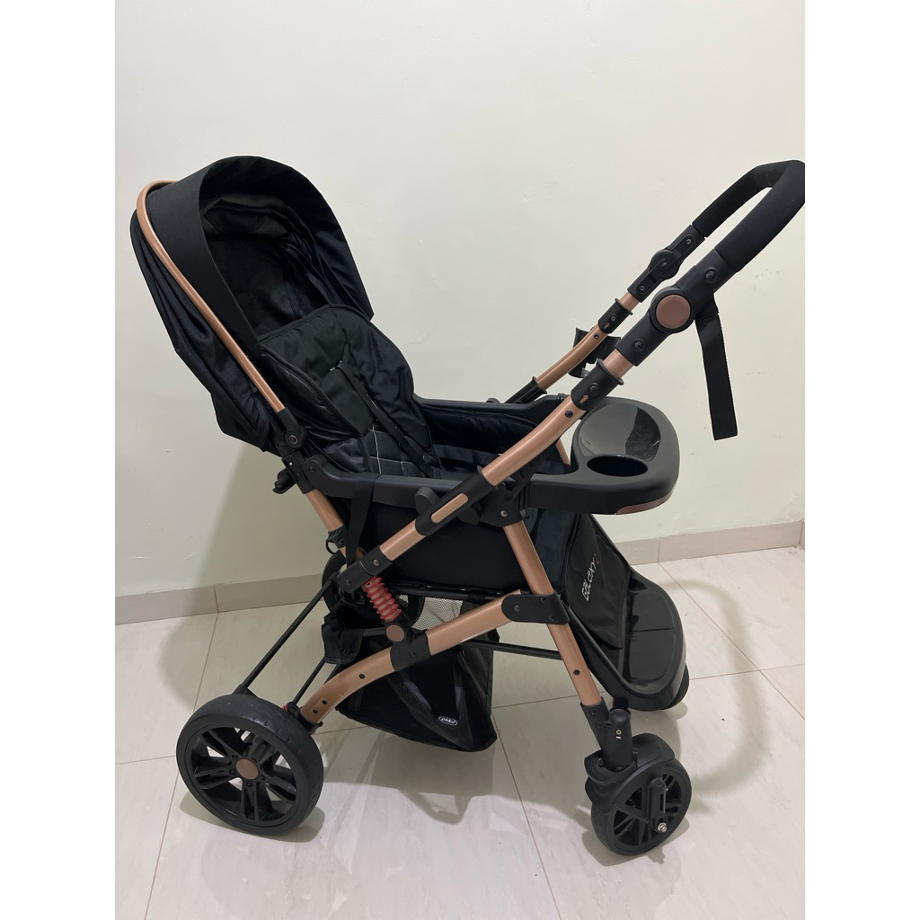 Preloved (second) Kereta Bayi Stroller Pliko Galaxy 2 Gold Frame Pegangan Depan Belakang