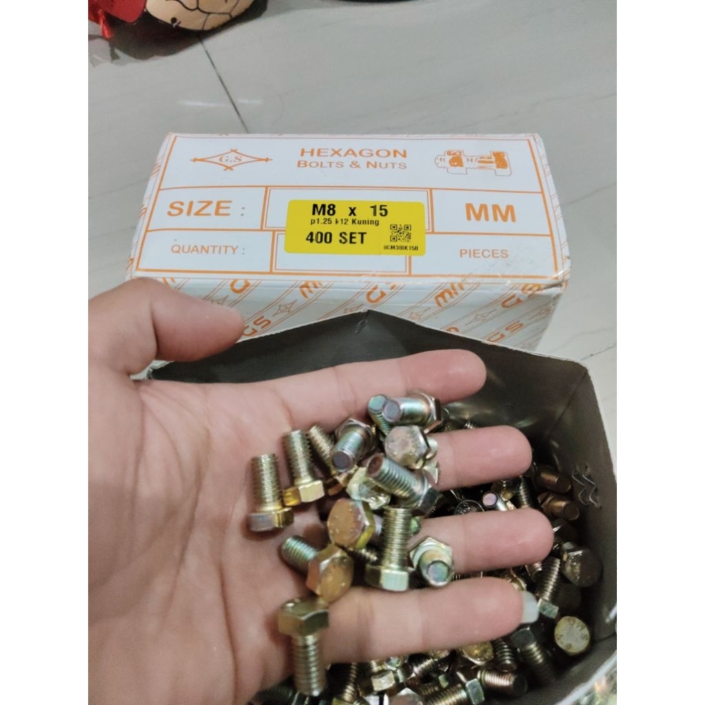 Baut Mur / Baut SIKU / Mur Baut / M8x15mm / Baut Mur Kuning