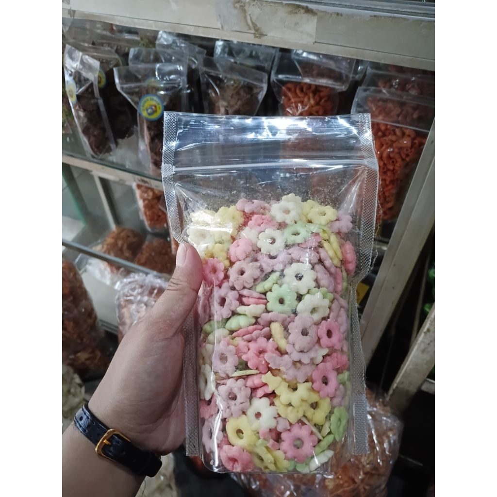 Snack Sakura Warna Warni/Makanan Jadul