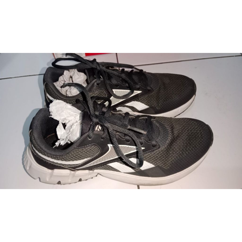 Preloved Sepatu Running Reebok Original Purgry