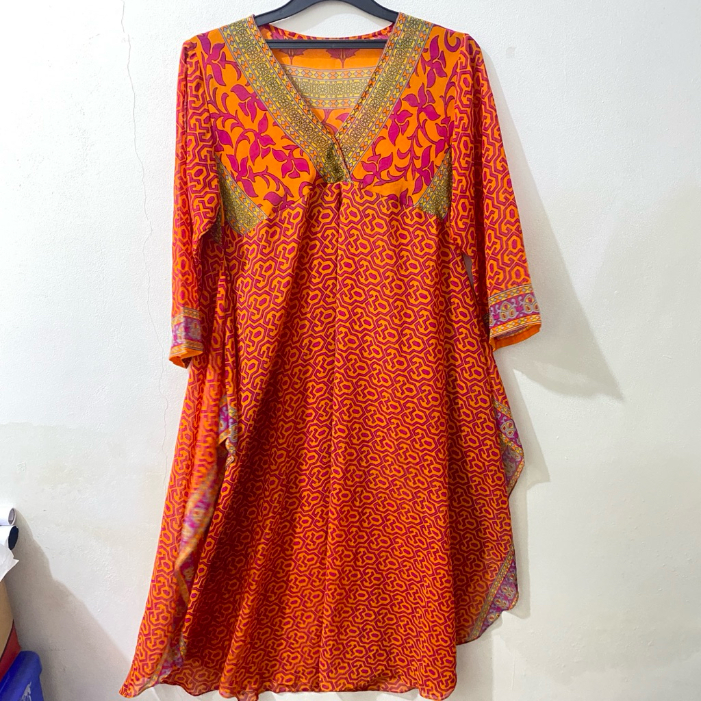Kaftan Dress Orange - Preloved branded mango stradiv
