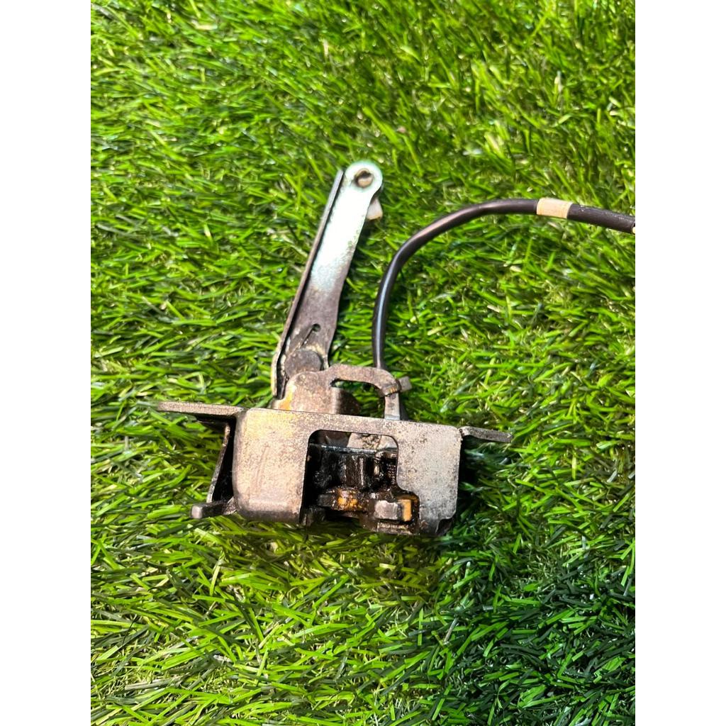Door lock doorlock dorlock Bagasi backdoor Avanza Xenia lama 2004 - 2011 ori copotan