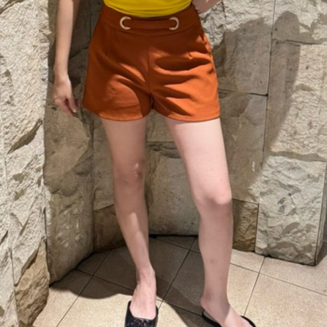 PRELOVED- CELANA PENDEK WARNA GINGER RIMINI S