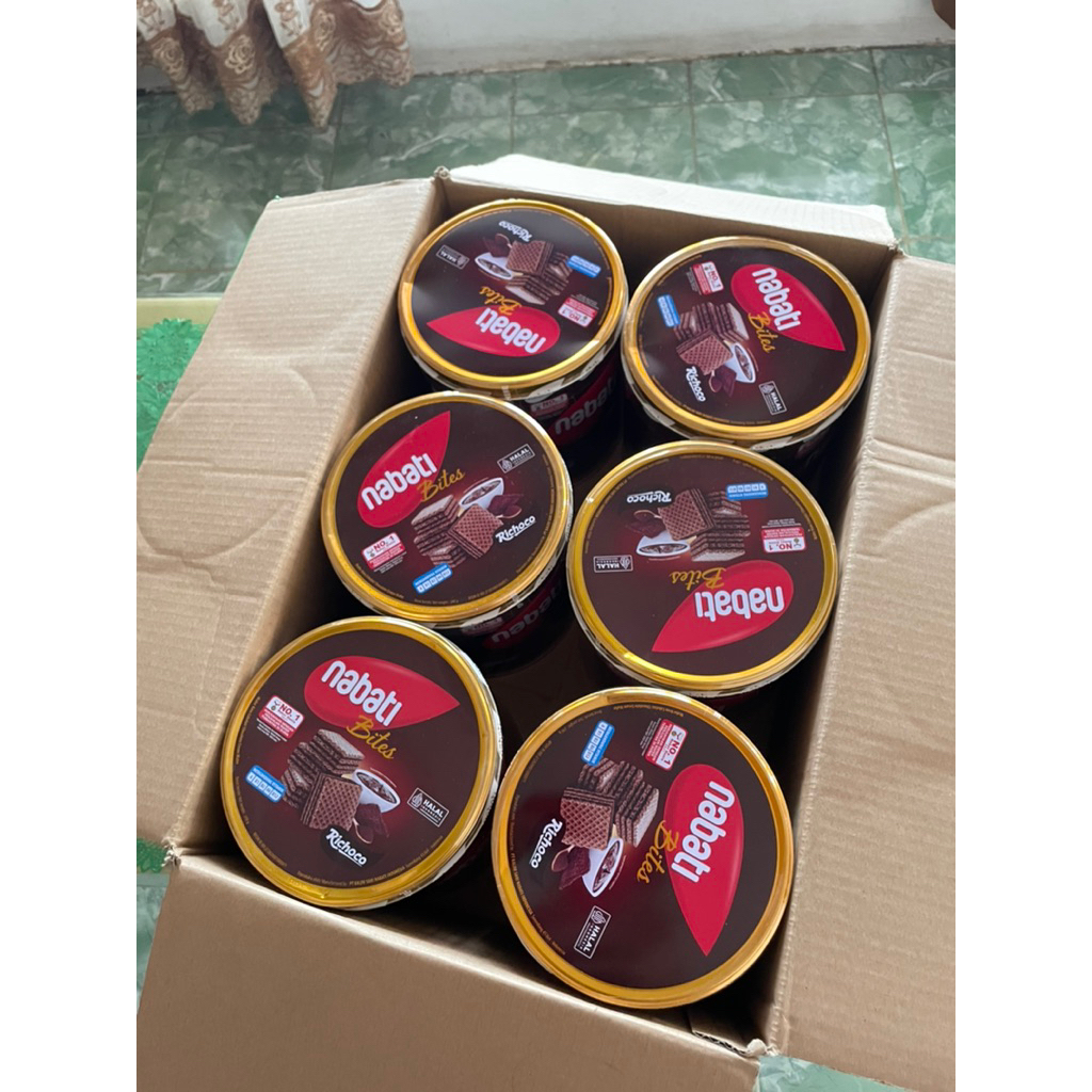 YUPI TOPLES STAWBERRY KISS KARTON|NABATI KALENG 1 KARTON | TANGO KALENG | KOPIKO |YUPI TOPLES|WAFELL